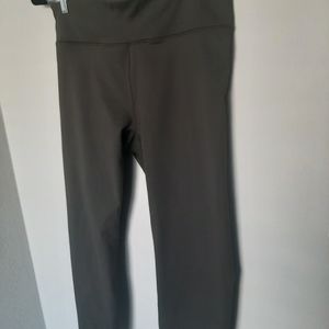 Olive green yoga pants